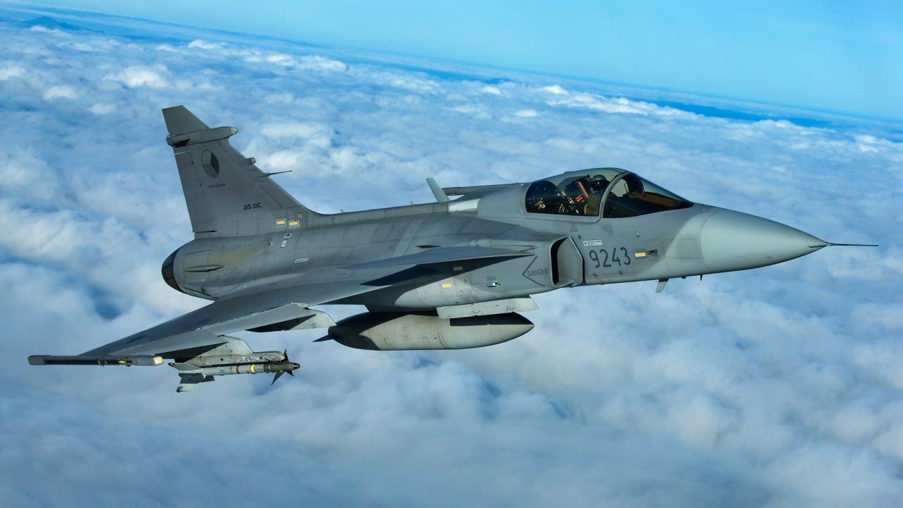 JAS 39 Gripen: What Makes This Fighter Jet From Sweden Truly Incredible ...